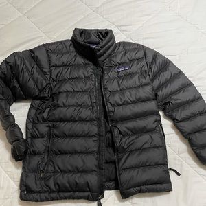 Patagonia Boy’s Down sweater jacket size small 7/8